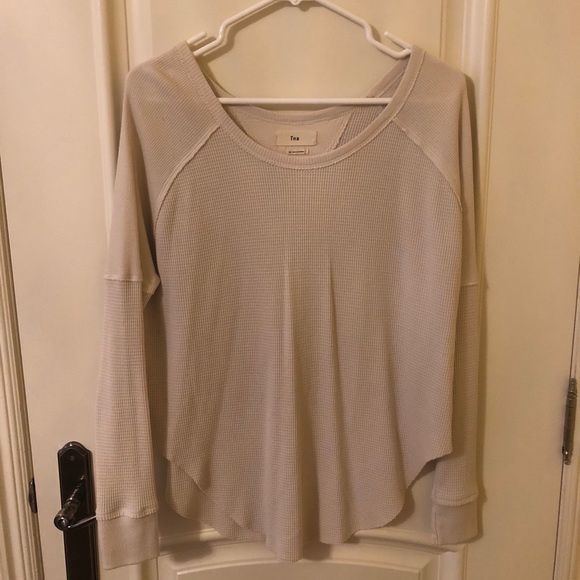 Aritzia thermal top - Picture 1 of 8
